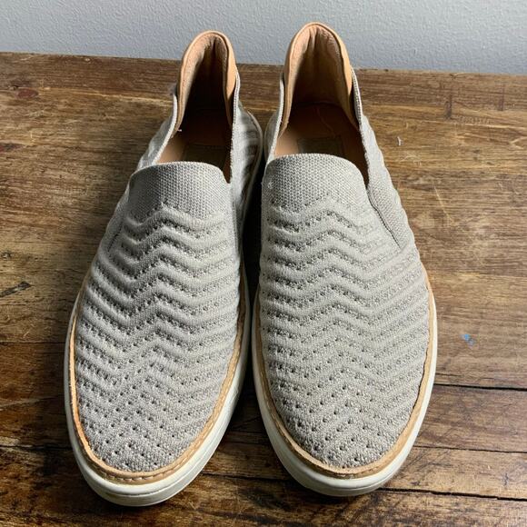 Ugg Sammy Chevron Knit Slip-on Sneakers size 8.5 - Picture 2 of 8